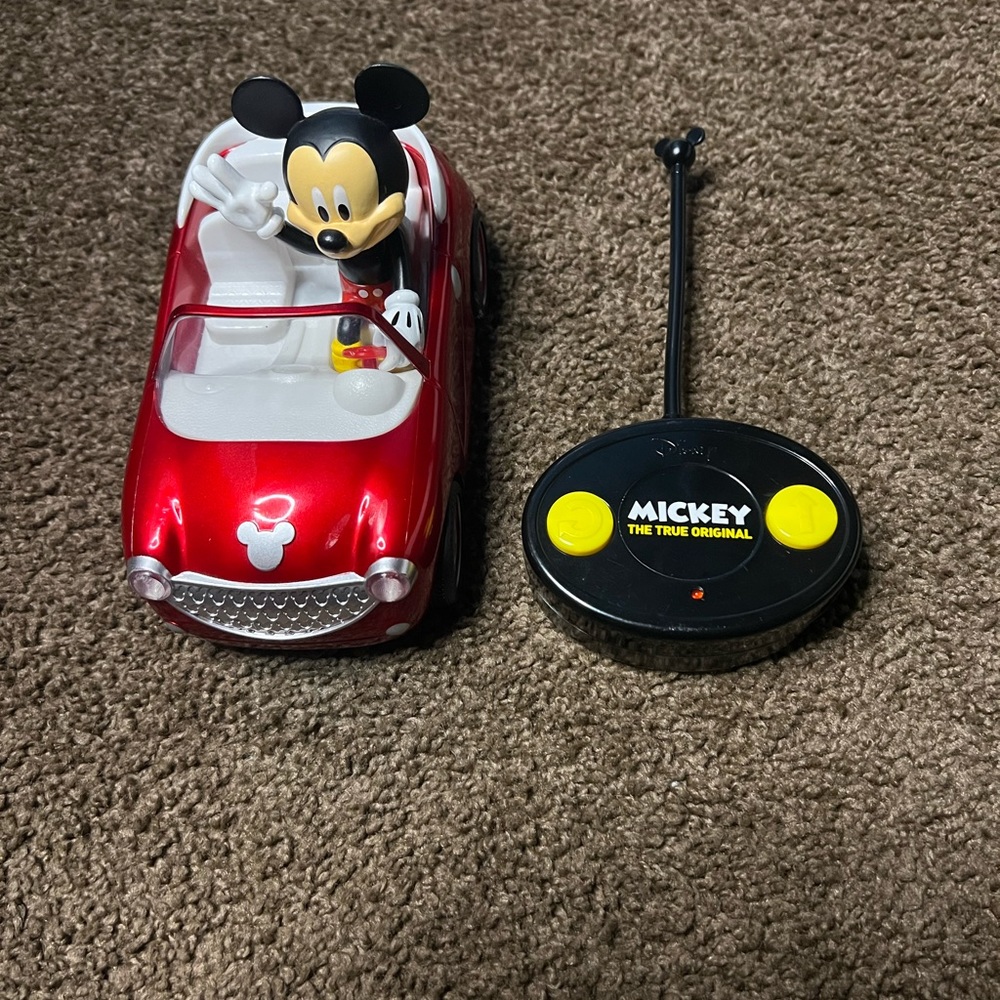 The True Original Mickey Mouse Roadster Car RC/Radio Control From The 90s TESTED